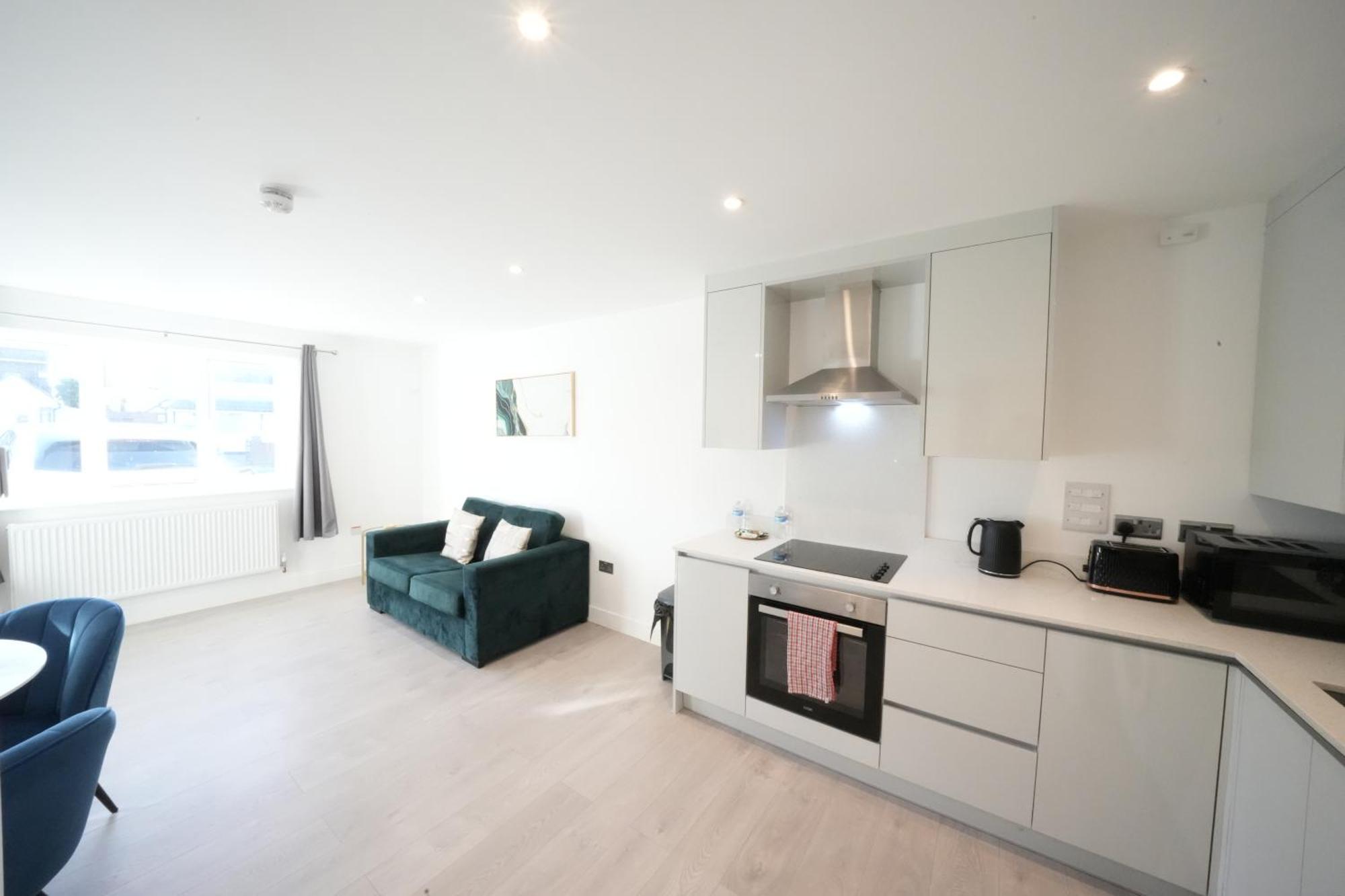 Apartamento 10 Min Drive To Airport - Free Parking - 15 Min Bus Ride - Ev Charge Available Stanwell Exterior foto