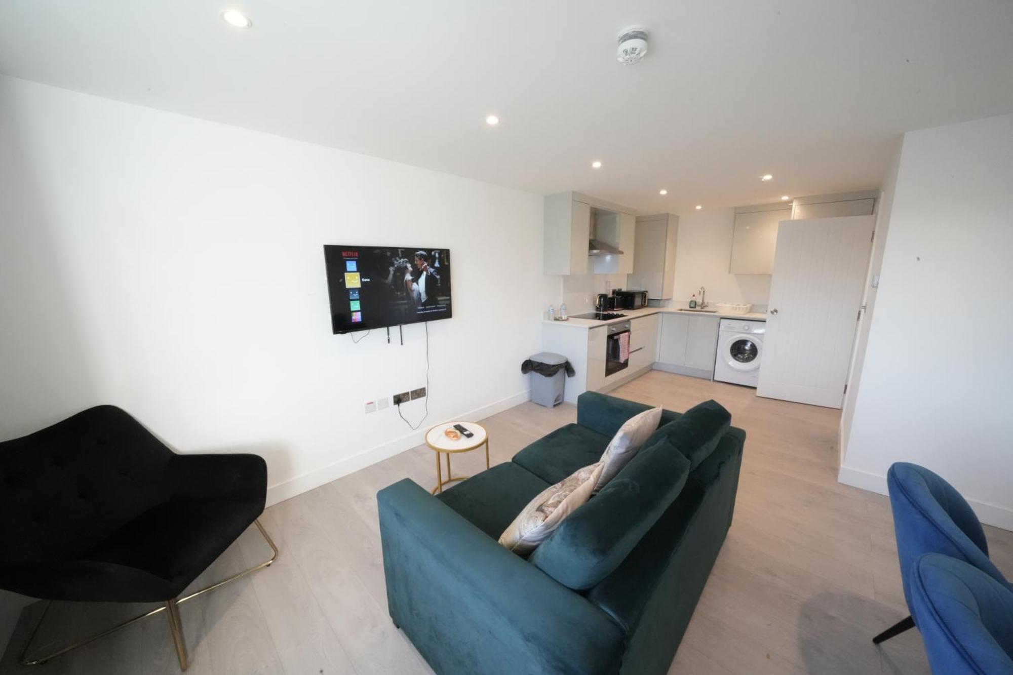 Apartamento 10 Min Drive To Airport - Free Parking - 15 Min Bus Ride - Ev Charge Available Stanwell Exterior foto