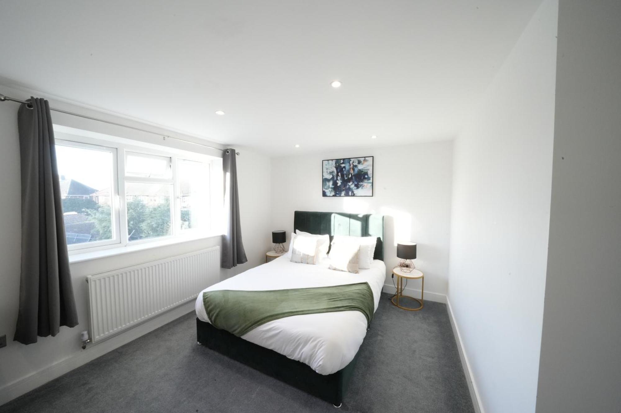 Apartamento 10 Min Drive To Airport - Free Parking - 15 Min Bus Ride - Ev Charge Available Stanwell Exterior foto